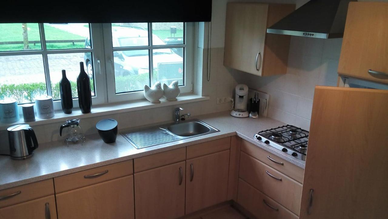 Uut In Thuus 21A Apartman Buren  Kültér fotó