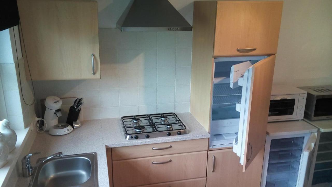 Uut In Thuus 21A Apartman Buren  Kültér fotó